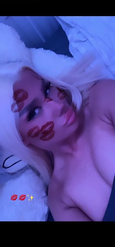 Foto desnuda filtrada de OnlyFans de Viki Mitrovic