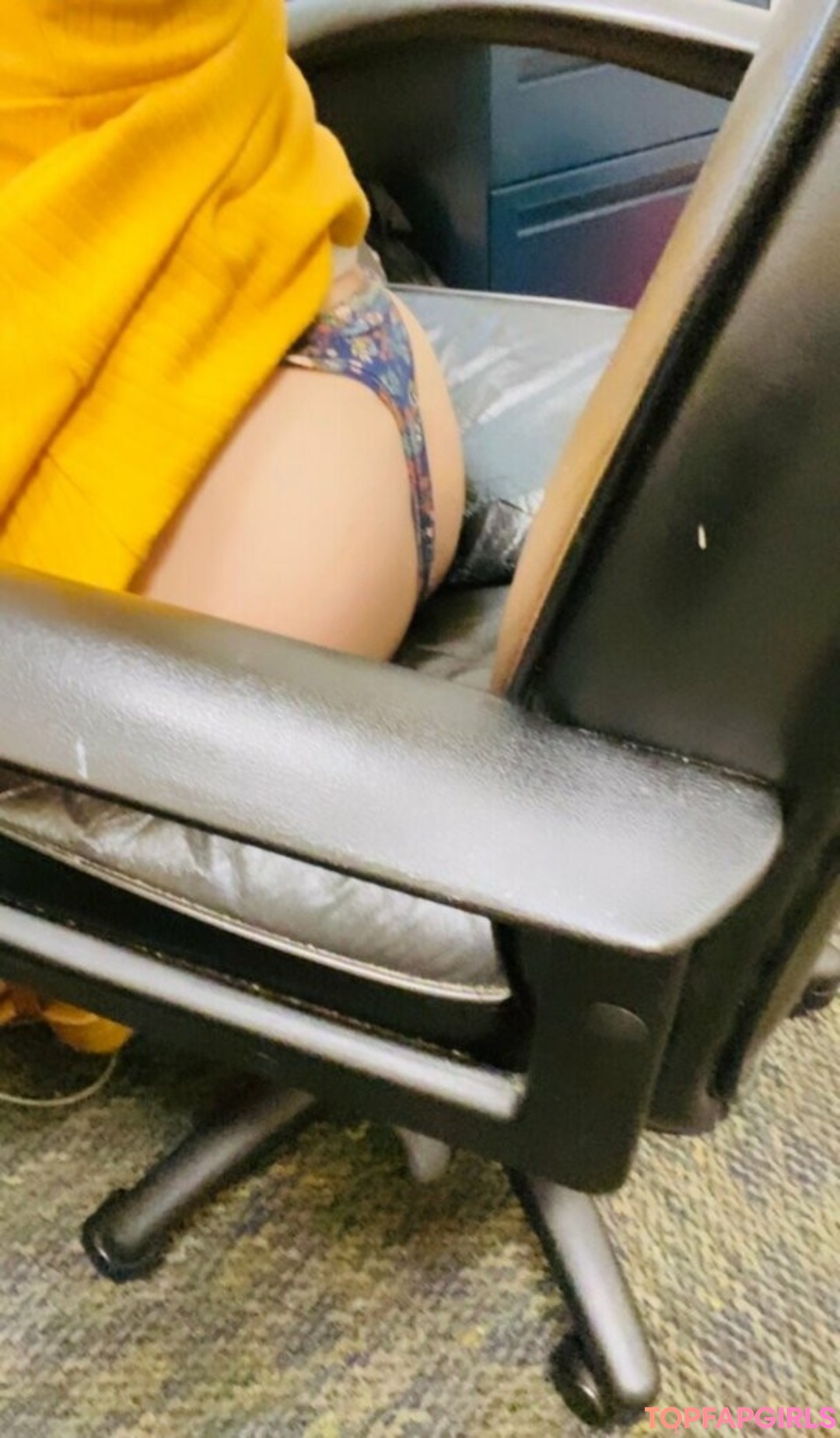Foto desnuda filtrada de OnlyFans de Lilrosiedoll #183 Foto desnuda filtrada de OnlyFans de Lilrosiedoll #183