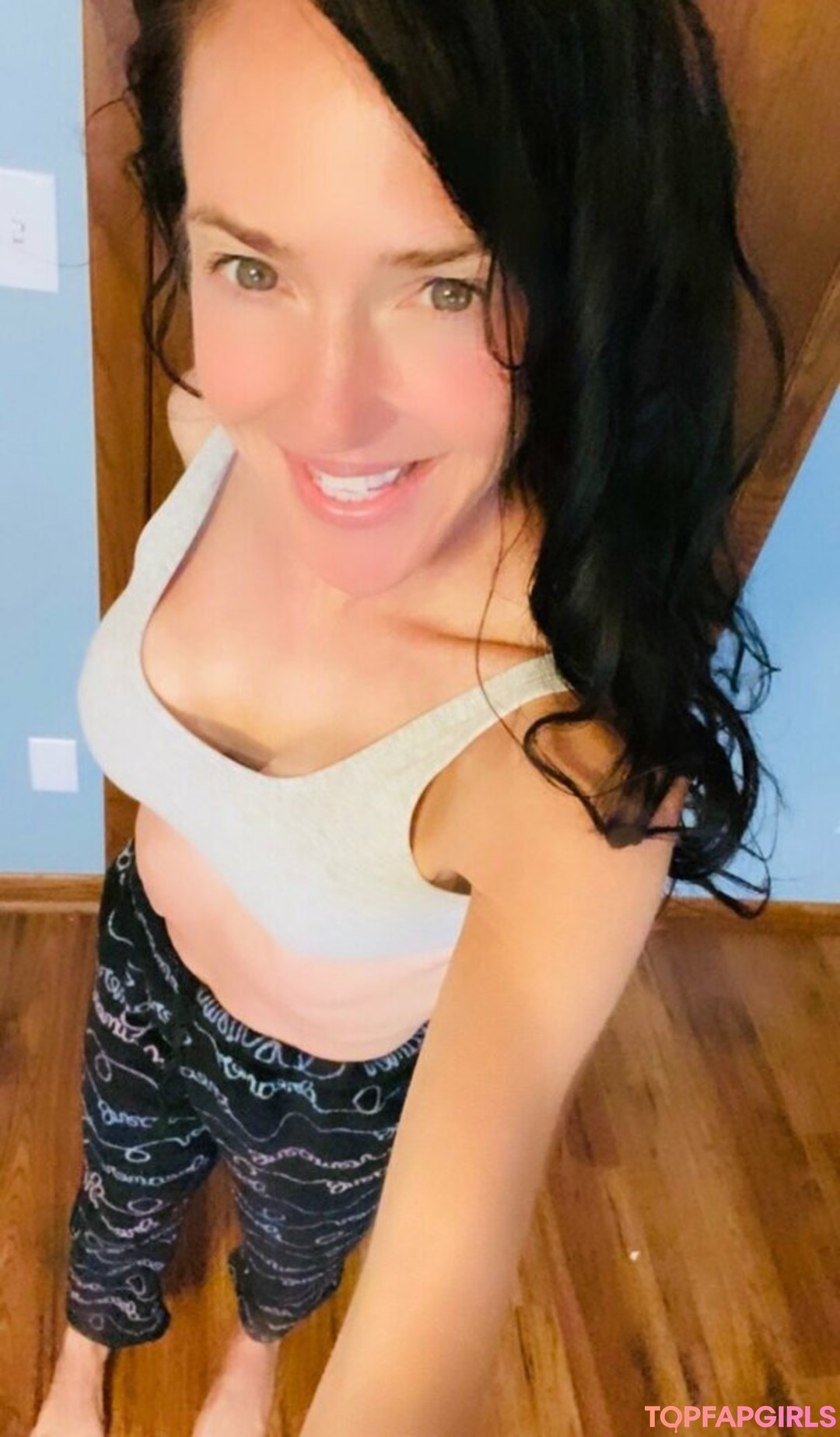 Foto desnuda filtrada de OnlyFans de Lilrosiedoll #318 Foto desnuda filtrada de OnlyFans de Lilrosiedoll #318