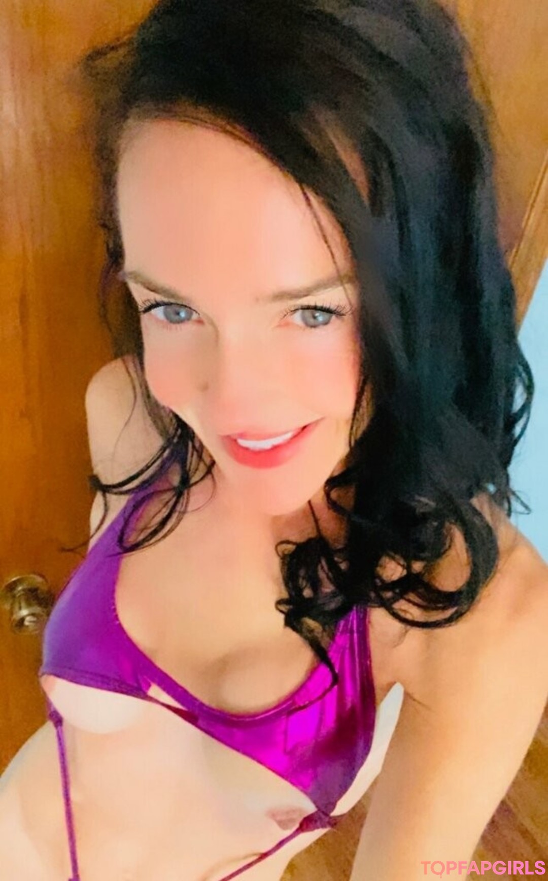 Foto desnuda filtrada de OnlyFans de Lilrosiedoll #55 Foto desnuda filtrada de OnlyFans de Lilrosiedoll #55