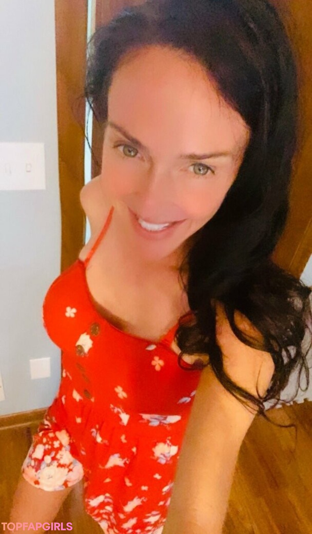 Foto desnuda filtrada de OnlyFans de Lilrosiedoll #83 Foto desnuda filtrada de OnlyFans de Lilrosiedoll #83