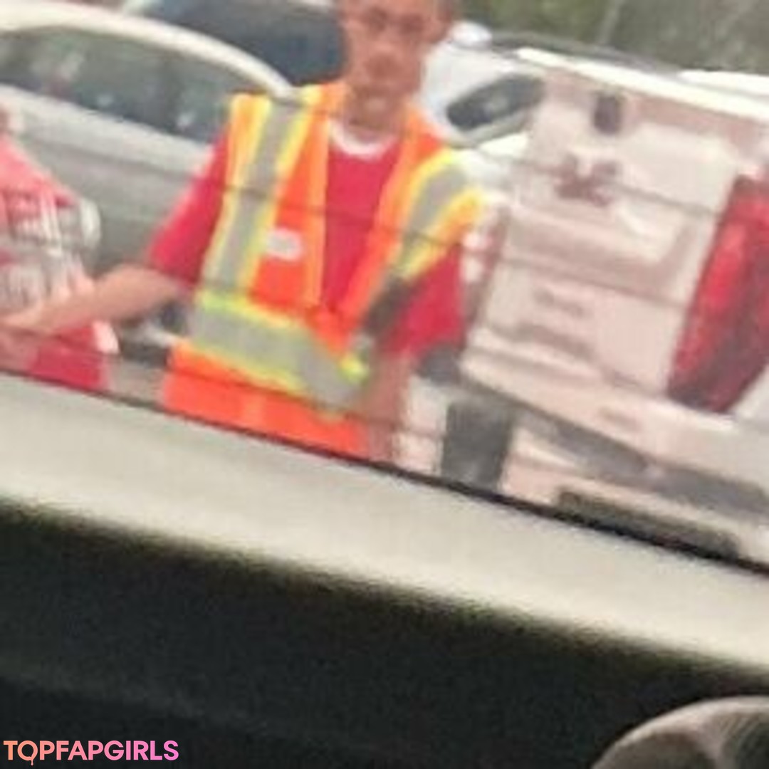 Foto desnuda filtrada de OnlyFans de Lilrosiedoll #90 Foto desnuda filtrada de OnlyFans de Lilrosiedoll #90