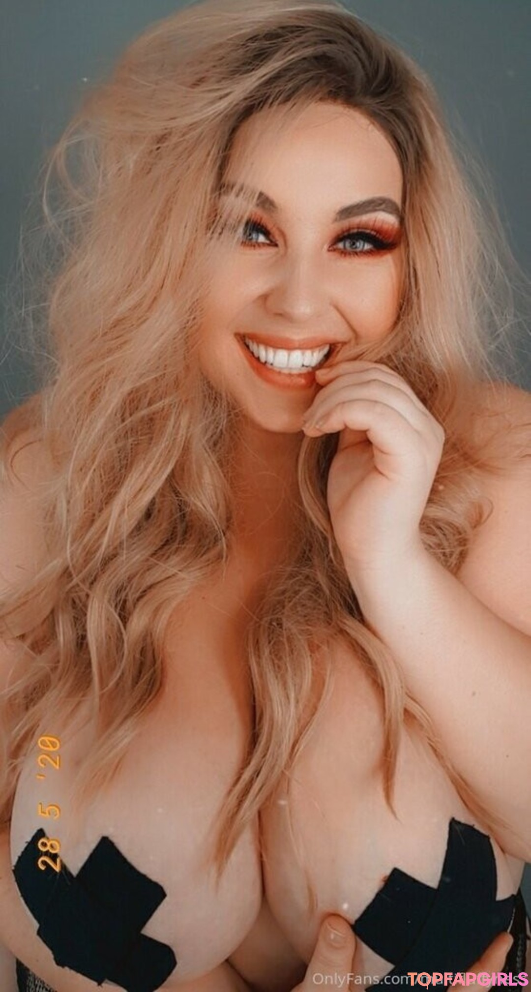 Foto desnuda filtrada de OnlyFans de Multifluffyness #162 Foto desnuda filtrada de OnlyFans de Multifluffyness #162