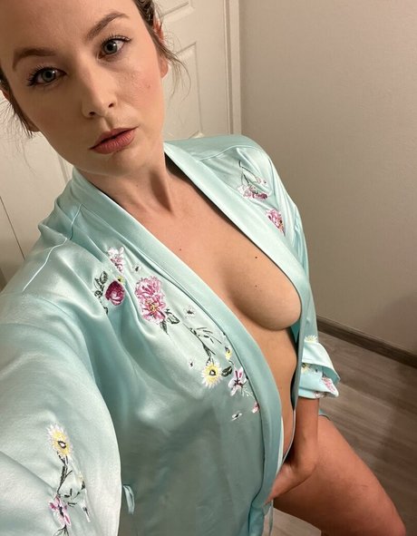 Foto desnuda filtrada de OnlyFans de Thaternurse