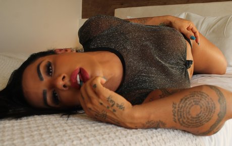 Foto desnuda filtrada de OnlyFans de Sue Lasmar