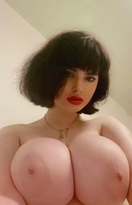 Foto desnuda filtrada de OnlyFans de Auroramalak