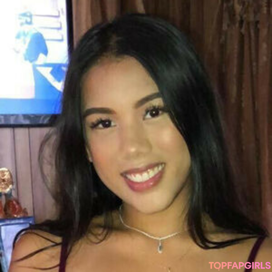 Foto desnuda filtrada de OnlyFans de Sheilaolivia #6 Foto desnuda filtrada de OnlyFans de Sheilaolivia #6