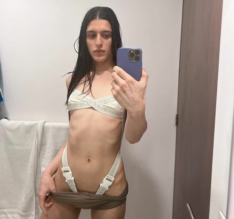 Foto desnuda filtrada de OnlyFans de Arca1000000