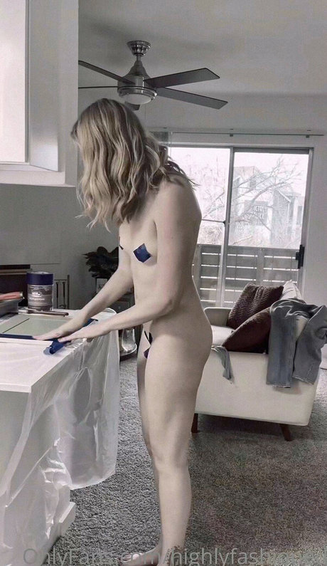 Highlyfashioned Hayley