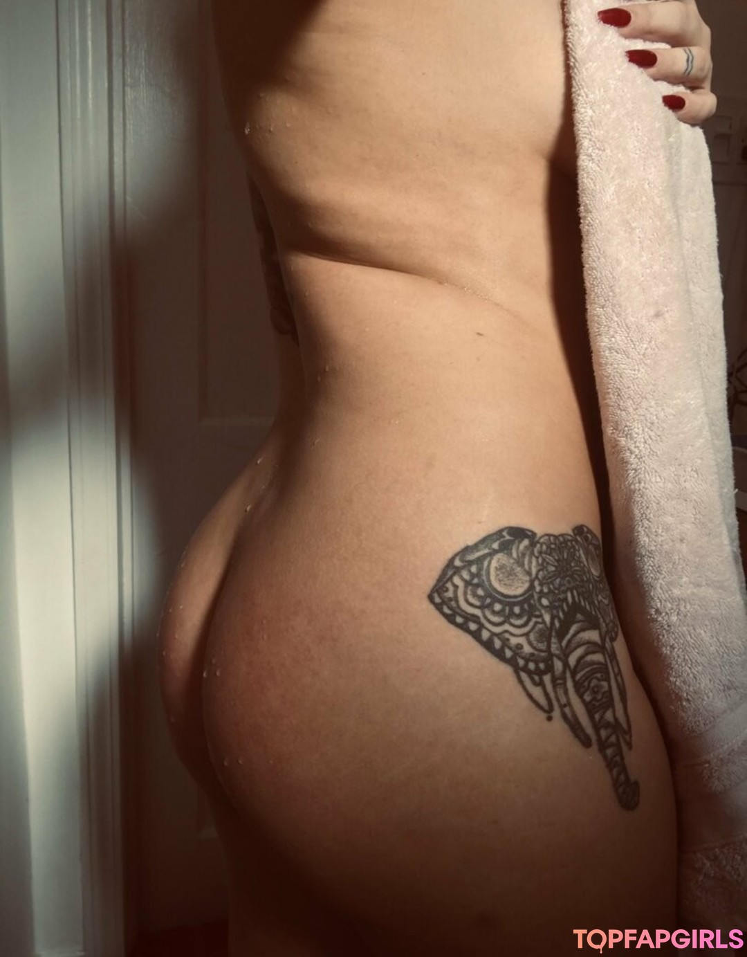 Foto desnuda filtrada de OnlyFans de Nakedgirloninternet #7 Foto desnuda filtrada de OnlyFans de Nakedgirloninternet #7