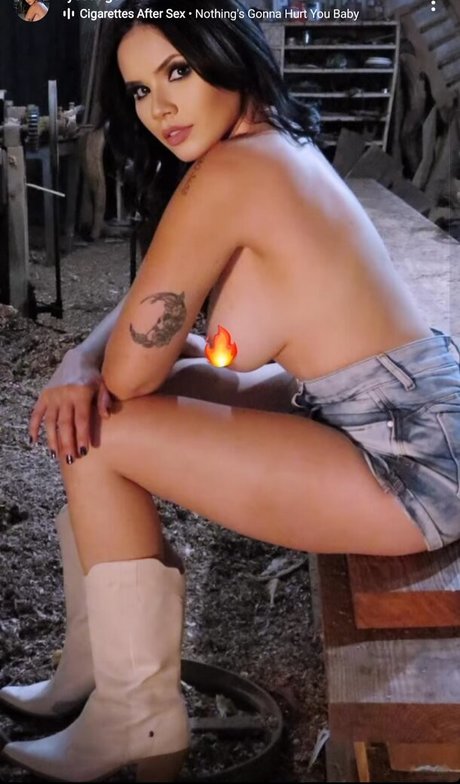 Lara Lyss Tiago