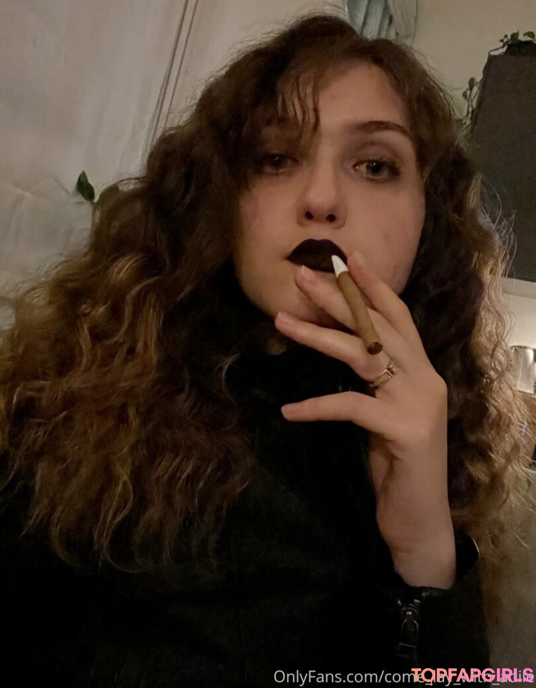 Foto desnuda filtrada de OnlyFans de Comelaywithadile #61 Foto desnuda filtrada de OnlyFans de Comelaywithadile #61