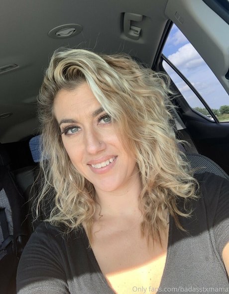 Foto desnuda filtrada de OnlyFans de Badasstxmama