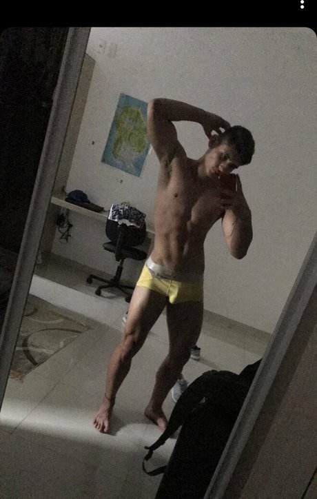 Foto desnuda filtrada de OnlyFans de Dieghodolttih