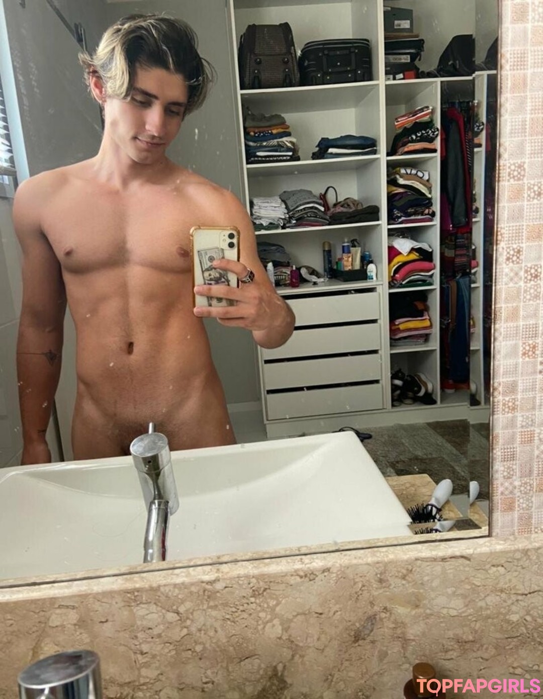 Foto desnuda filtrada de OnlyFans de Dieghodolttih #67 Foto desnuda filtrada de OnlyFans de Dieghodolttih #67