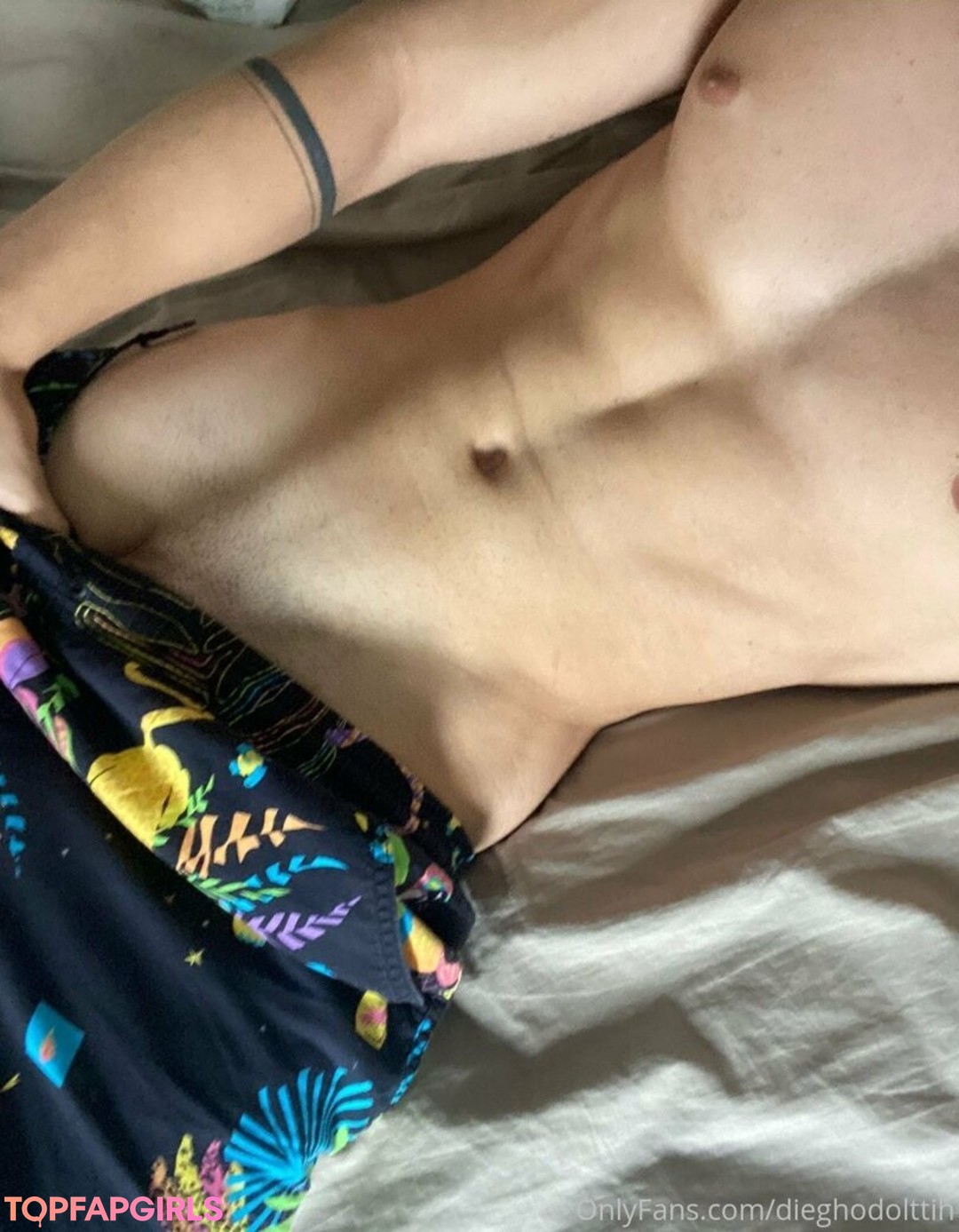 Foto desnuda filtrada de OnlyFans de Dieghodolttih #79 Foto desnuda filtrada de OnlyFans de Dieghodolttih #79