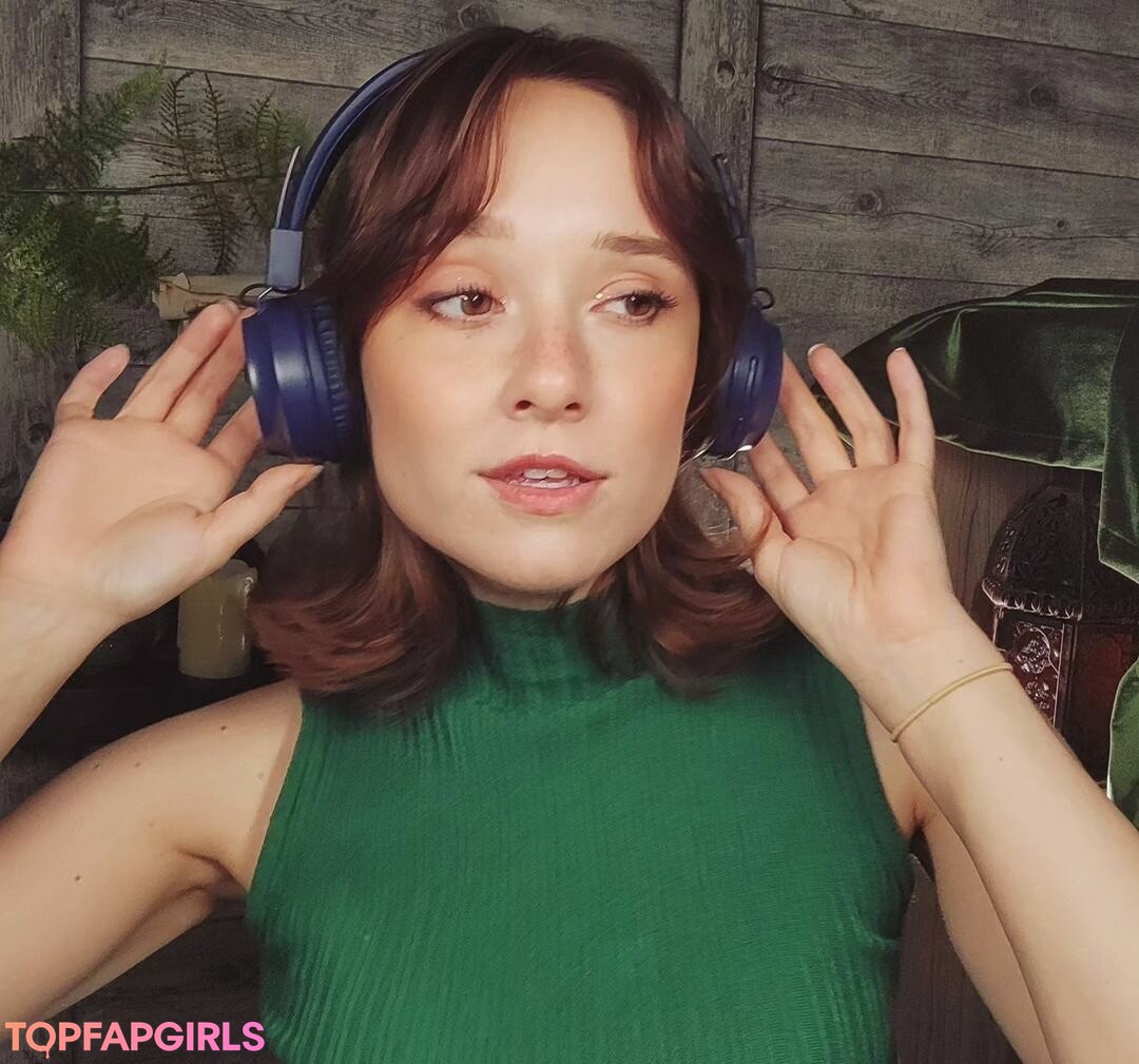 Foto desnuda filtrada de OnlyFans de Amykay Asmr #43 Foto desnuda filtrada de OnlyFans de Amykay Asmr #43