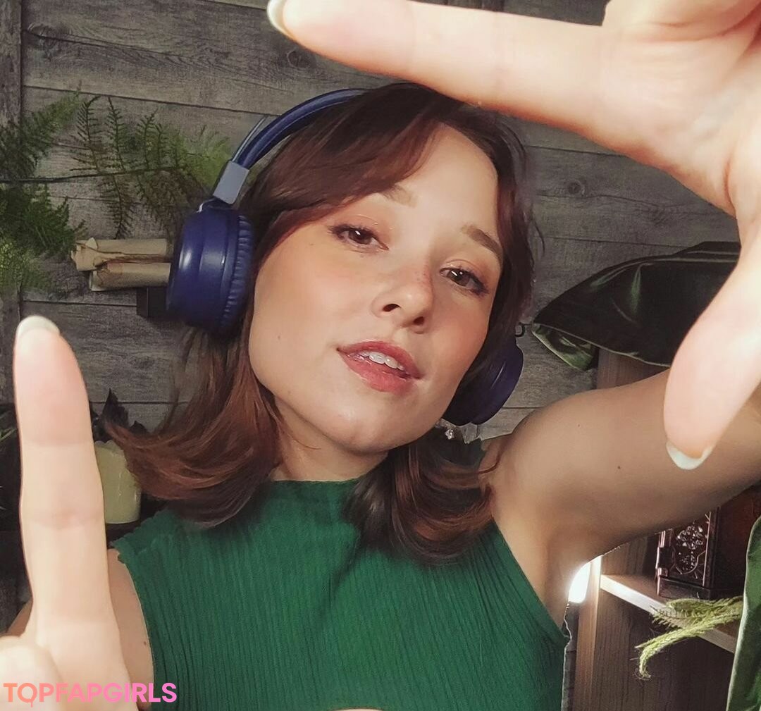 Foto desnuda filtrada de OnlyFans de Amykay Asmr #44 Foto desnuda filtrada de OnlyFans de Amykay Asmr #44