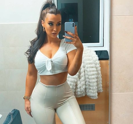 Lola Rose