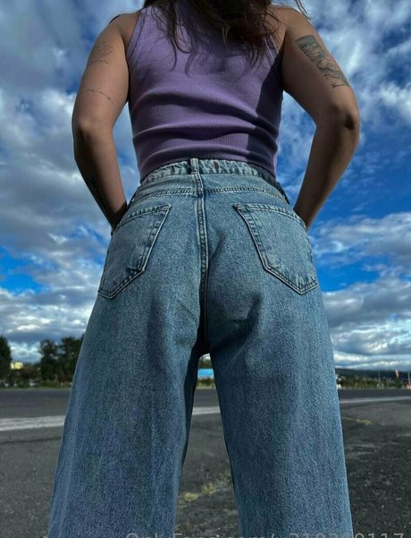 Foto desnuda filtrada de OnlyFans de Asaakiraa