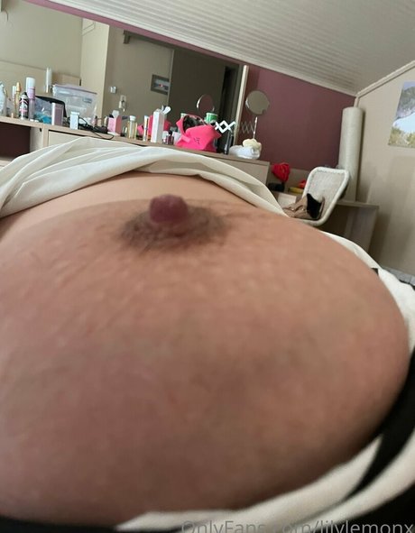 Foto desnuda filtrada de OnlyFans de Lilylemonx