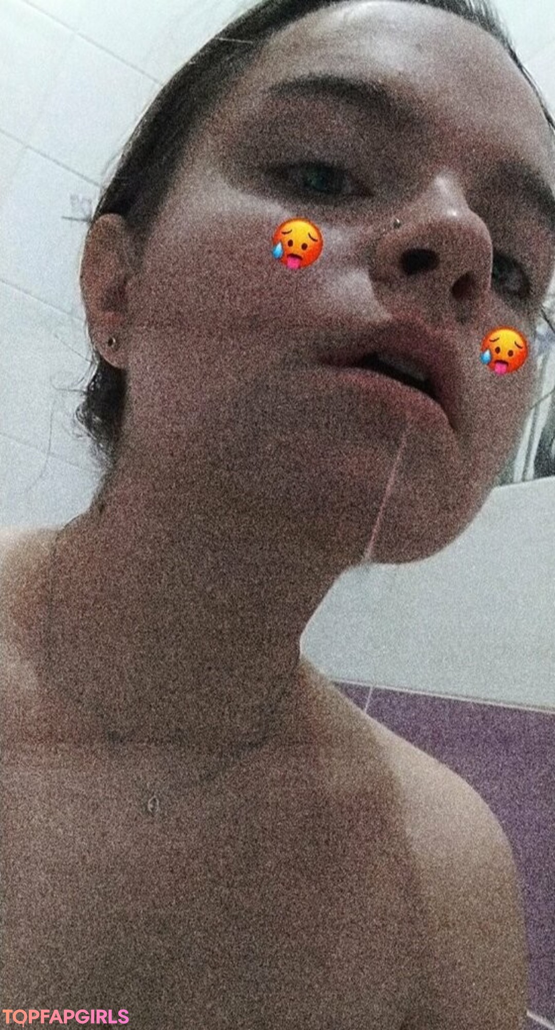 Foto desnuda filtrada de OnlyFans de Nevergonnalie #11 Foto desnuda filtrada de OnlyFans de Nevergonnalie #11