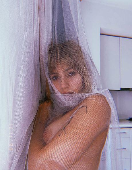 Foto desnuda filtrada de OnlyFans de Avery