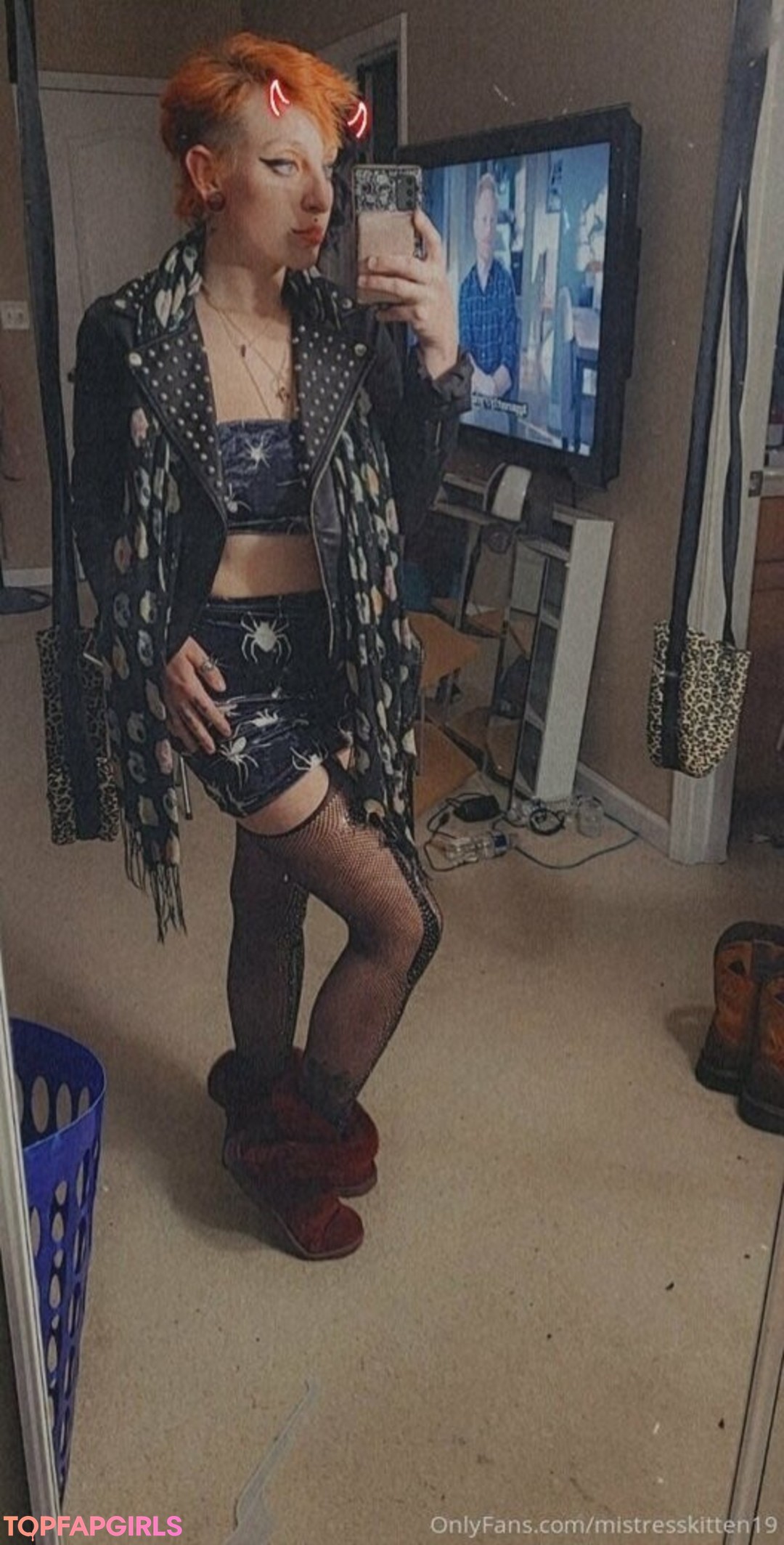 Foto desnuda filtrada de OnlyFans de Elvishlydeviant13 #18 Foto desnuda filtrada de OnlyFans de Elvishlydeviant13 #18