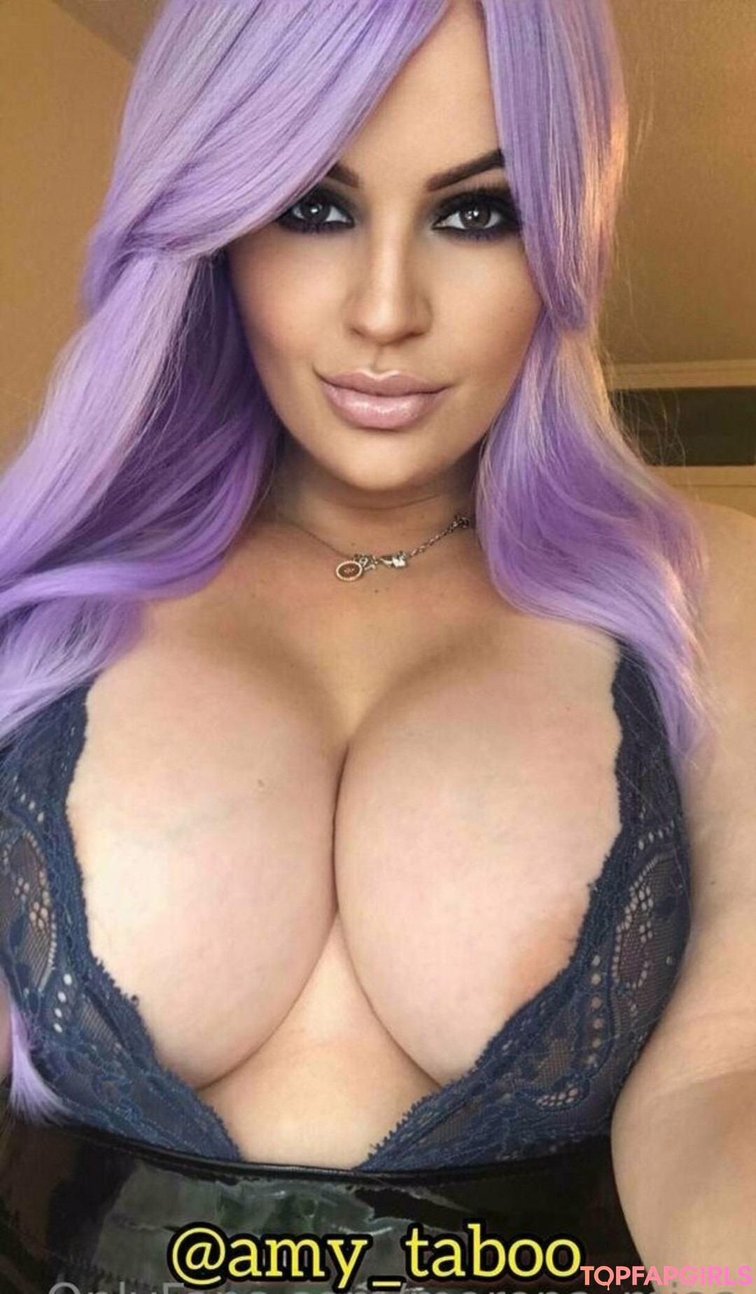 Foto desnuda filtrada de OnlyFans de Morenamiaa #63 Foto desnuda filtrada de OnlyFans de Morenamiaa #63