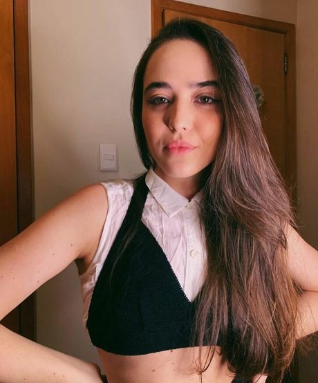 Foto desnuda filtrada de OnlyFans de Bella Piero