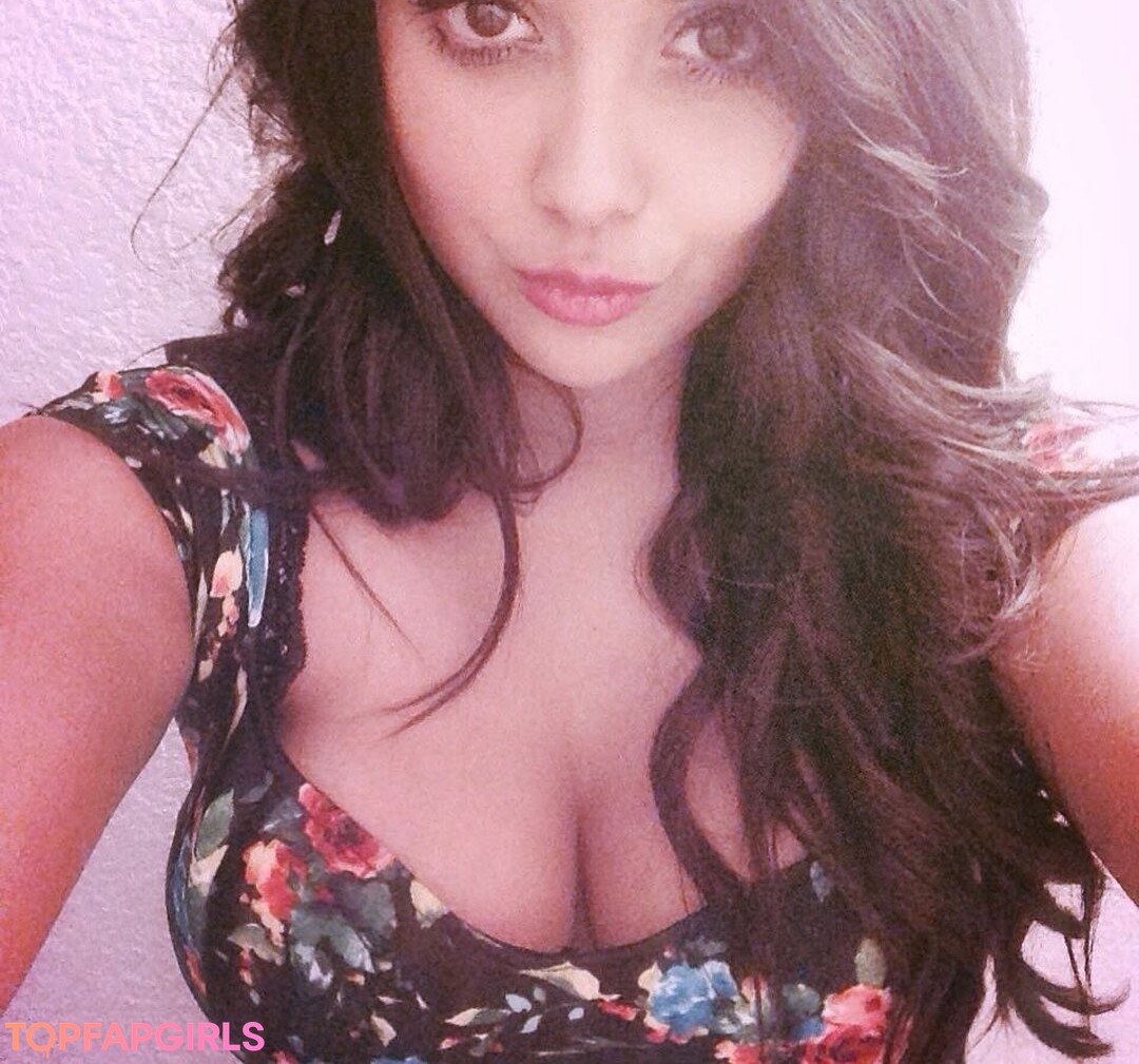 Foto desnuda filtrada de OnlyFans de Jezz Angeles #39 Foto desnuda filtrada de OnlyFans de Jezz Angeles #39