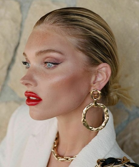 Elsa Hosk