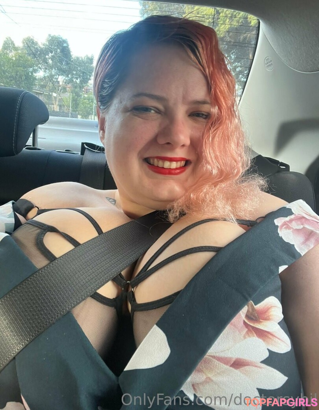 Foto desnuda filtrada de OnlyFans de Doctorsybil #42 Foto desnuda filtrada de OnlyFans de Doctorsybil #42