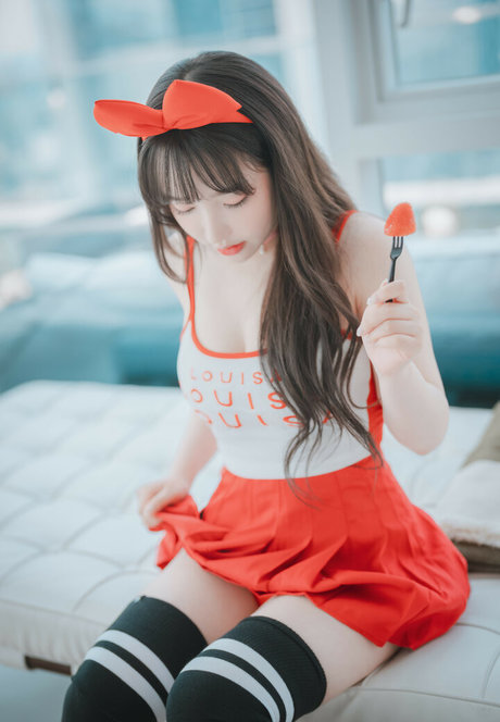 Son Ye Eun