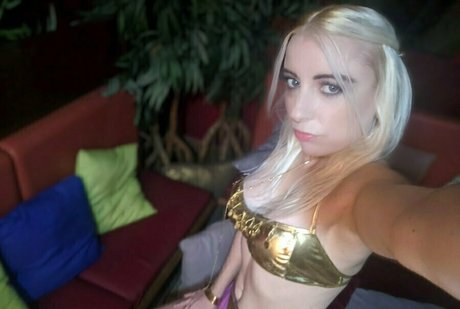 Foto desnuda filtrada de OnlyFans de Sophieshoxfree