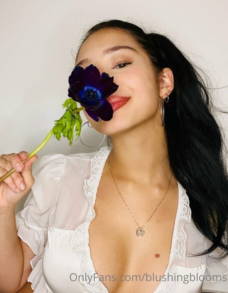 Blushingblooms