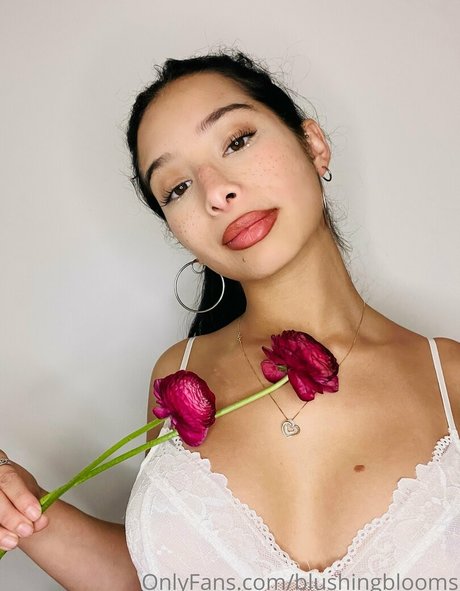 Blushingblooms