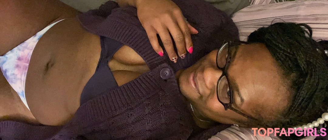 Foto desnuda filtrada de OnlyFans de Ebonyglutes01 #2 Foto desnuda filtrada de OnlyFans de Ebonyglutes01 #2