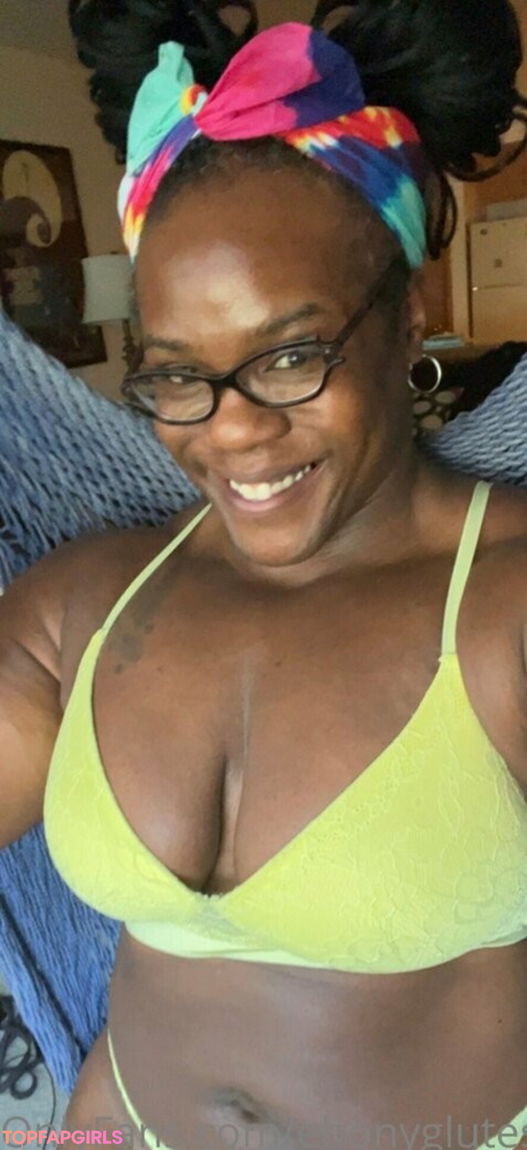 Foto desnuda filtrada de OnlyFans de Ebonyglutes01 #40 Foto desnuda filtrada de OnlyFans de Ebonyglutes01 #40