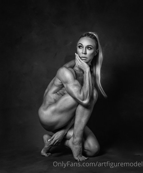 Foto desnuda filtrada de OnlyFans de Artfiguremodel