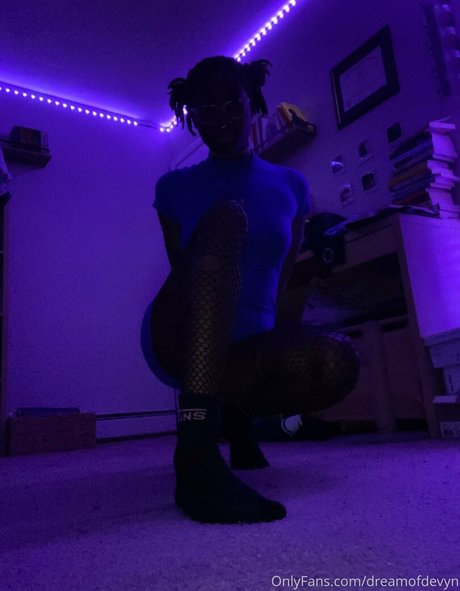 Foto desnuda filtrada de OnlyFans de Dreamofdevyn
