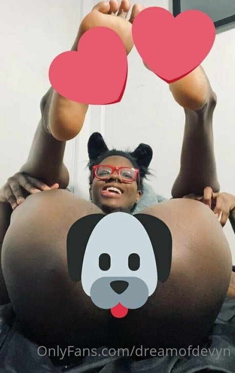 Foto desnuda filtrada de OnlyFans de Dreamofdevyn