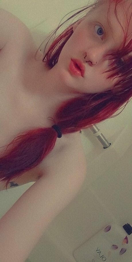 Foto desnuda filtrada de OnlyFans de Benzbabe