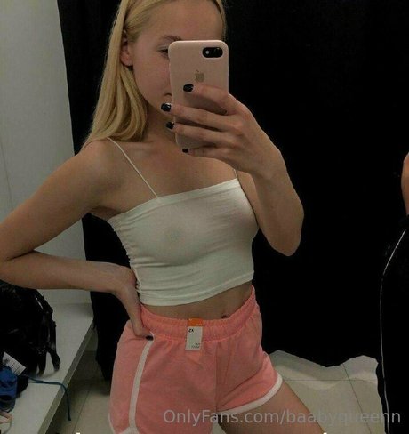 Foto desnuda filtrada de OnlyFans de Baabyqueenn