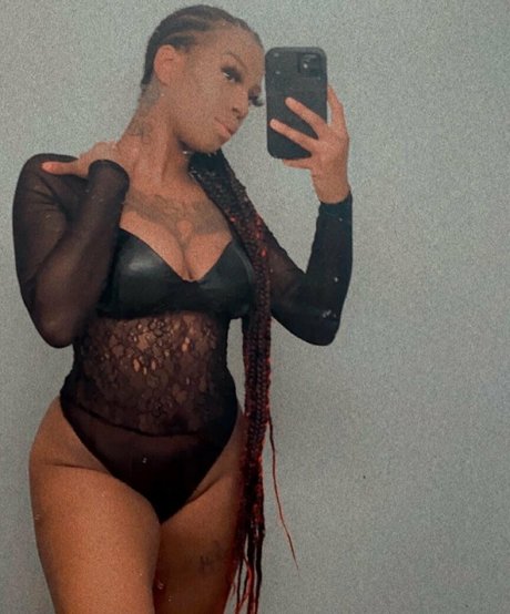 Foto desnuda filtrada de OnlyFans de Msbitchlucky