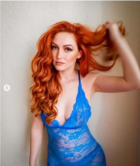 Nicole Simone