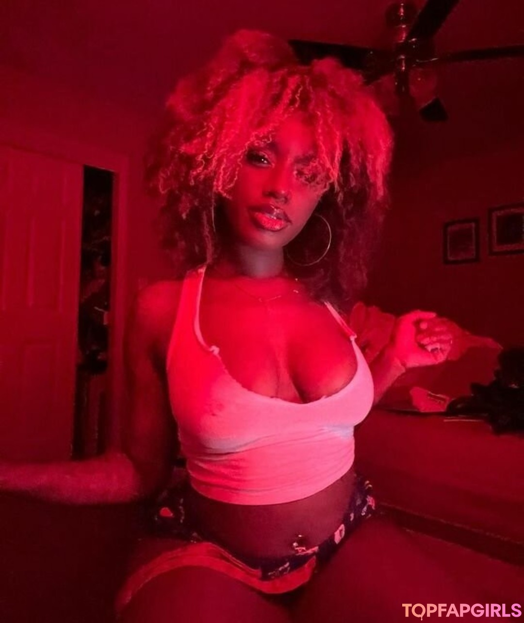 Foto desnuda filtrada de OnlyFans de Xorockyox7 #7 Foto desnuda filtrada de OnlyFans de Xorockyox7 #7