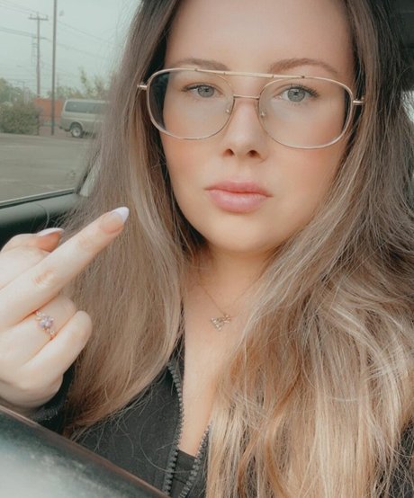 Foto desnuda filtrada de OnlyFans de Traycee