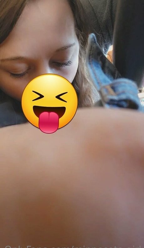 Foto desnuda filtrada de OnlyFans de Minnesotagirl