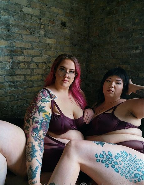 Foto desnuda filtrada de OnlyFans de Bodyposistylist